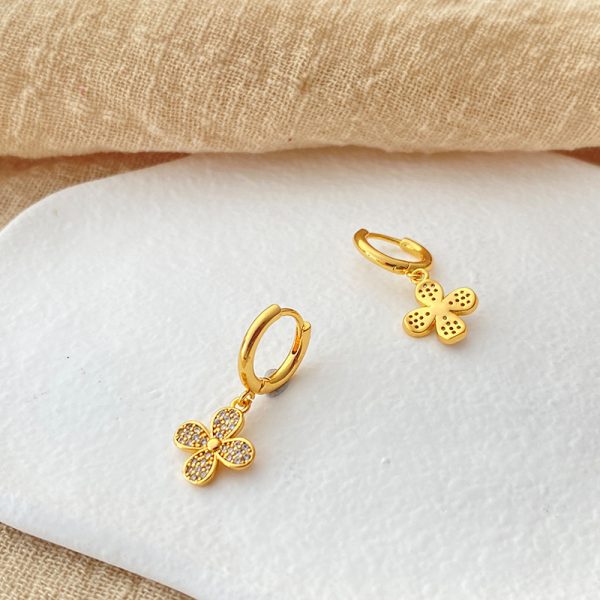 Blume Ohrclips Kupferplattierung 18K Echtgold eingelegt Zirkon Mode – Bild 2